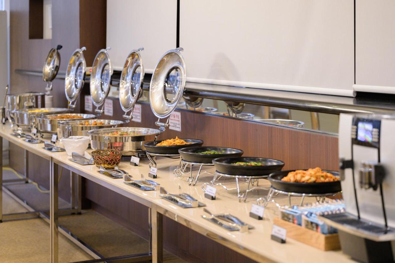 Bloom Hotel Jeju Bagian luar foto