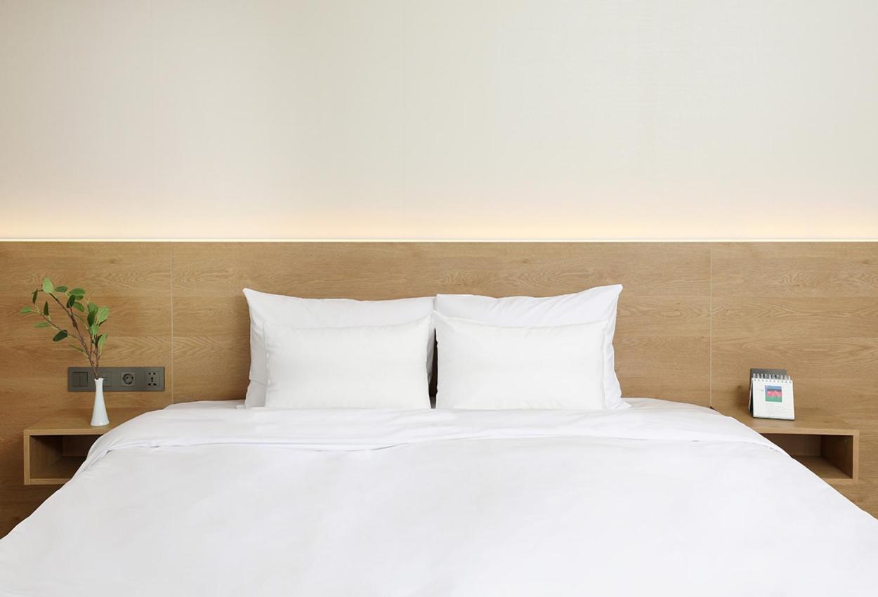 Bloom Hotel Jeju Bagian luar foto