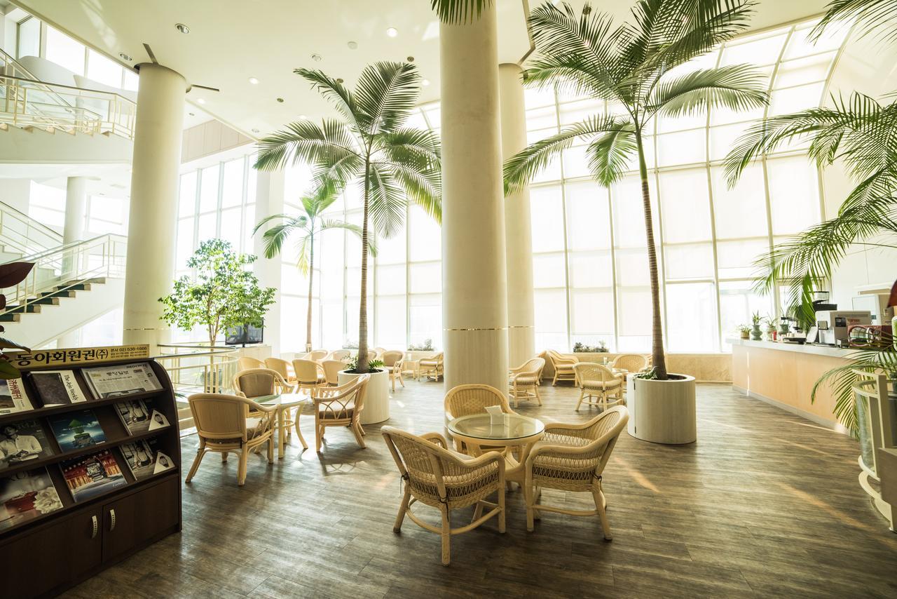 Bloom Hotel Jeju Bagian luar foto